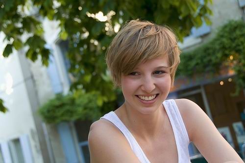 haircuts 2010 for women with round. Short Hairstyles for