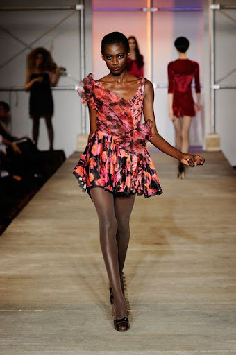Zac%2BPosen%2BRunway%2BFall%2B2010%2BMBFW%2BogXSusXVrhLl 2010 Fashion Show: Zac Posen