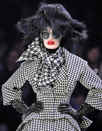ALEXANDER MCQUEEN: IN HIS OWN WORDS hbz mcqueen fw09 03 de 75848535 ALEXANDER MCQUEEN: IN HIS OWN WORDS