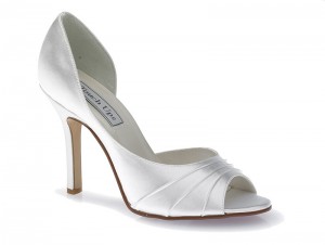 bridal shoes 300x226 Wedding Shoes