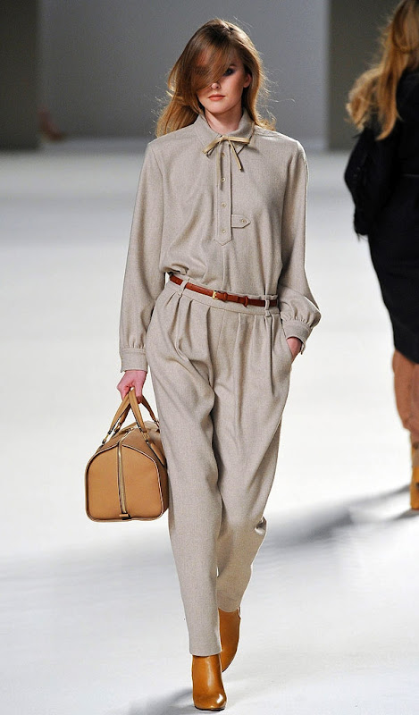 Fall 2010 Womens Fashion Trend chloecollar Fall 2010 Womens Fashion Trend