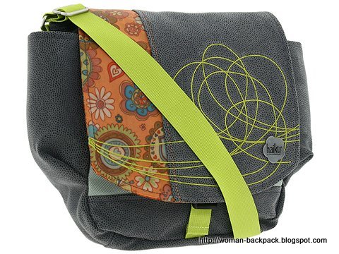 Woman-backpack:backpack-1235899
