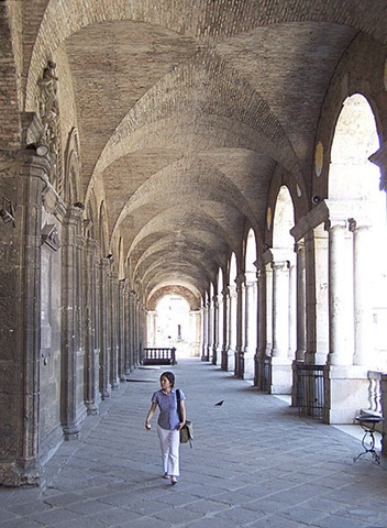 [440pxPalladio_Palazzo_della_Ragione_[2].jpg]