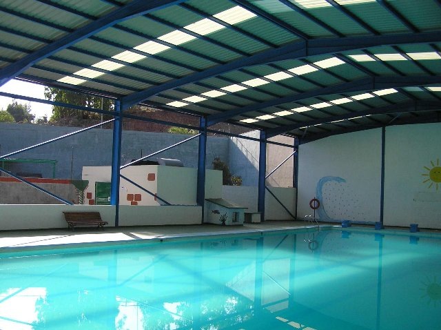 [piscina tunte 1_640x478[4].jpg]