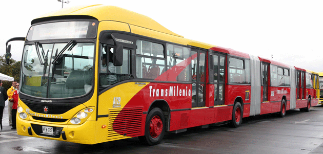 [buses-Biarticulados-de-TransMilenio-marca-Volvo[3].gif]