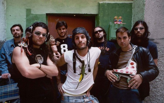 [El Bicho_640x402[2].jpg]