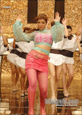 2Ayesha_Takia_-_07.jpg