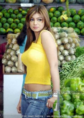 2Ayesha_Takia_-_32.jpg