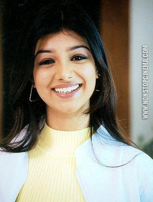 2Ayesha_Takia_-_50.jpg