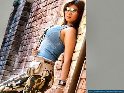 279126ayesha_takia07-med.jpg