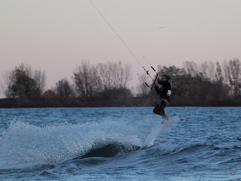 IMAGE: http://lh3.ggpht.com/_hdZasF15SMc/TMpPRavHSHI/AAAAAAAAOwc/53wX07Bua_E/s800/2010_10_27_9474.JPG