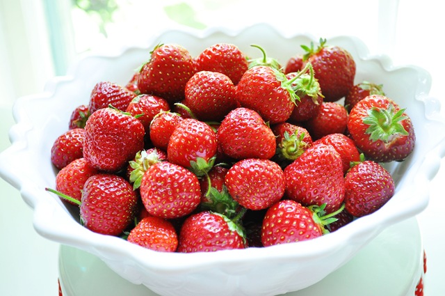 [StrawberriesTU[3].jpg]