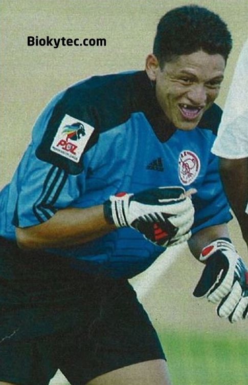 fuera dentadura de arbitro - www.Biokytec.com-3
