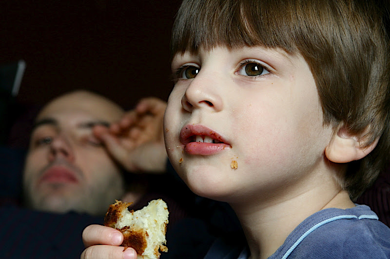 Поститесь? Нуну. А мы плюшками балуемся. 