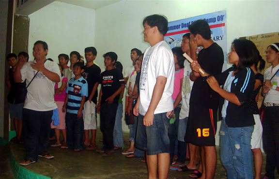 Sir Ervin introduces the group. MCCID group formed the largest delegation