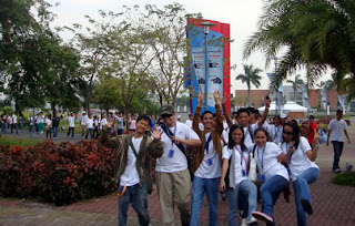 Nearly 100 students, faculty and staff visited the Comddap exhibit.