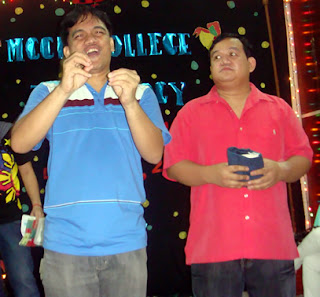 Sir Jojo and Sir Ervin announces Christmas Decoration winners.