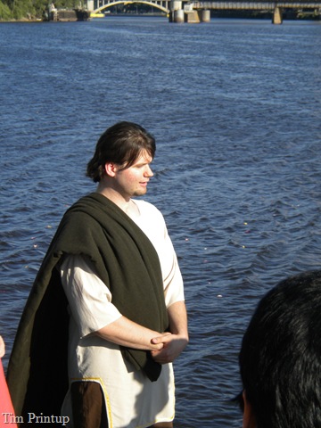 [Mpls River ceremony 2010 024[7].jpg]