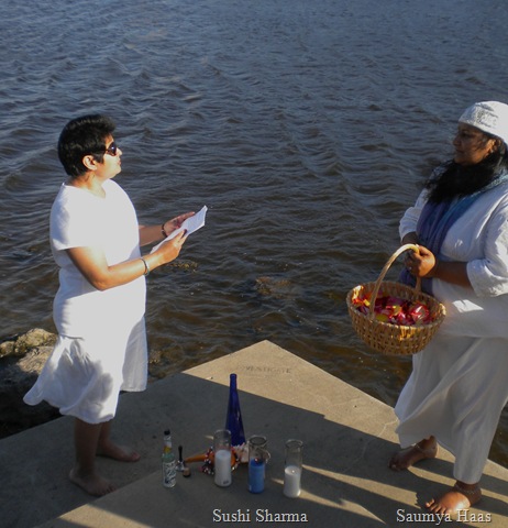 [Mpls River ceremony 2010 031[13].jpg]