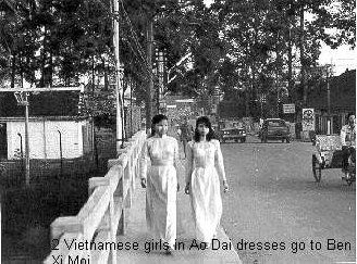 odonnell-twn-2-Viet-girls-in-Ao-Dai-dress-328x243.jpg