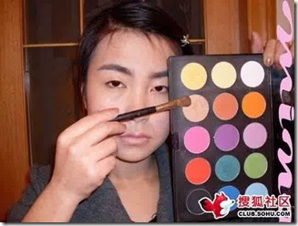  Tips Make Up untuk Wanita Karir