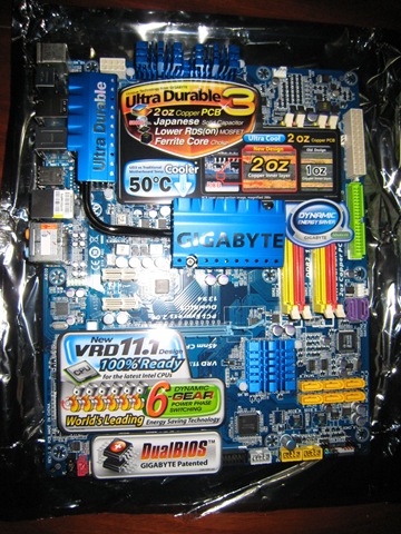[Gigabyte GA-EP45-UD3R[4].jpg]