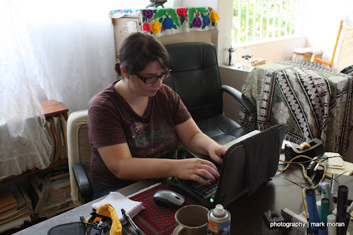 Ruhi checking e-mail (Day 2: Sun, 9/13)