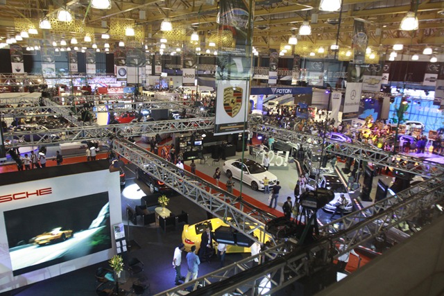 [mias 2011 photo copy[3].jpg]