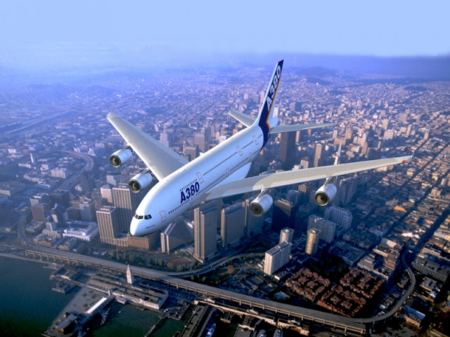 Airbus A 380 2 Pesawat pesawat Terbesar Sepanjang Masa