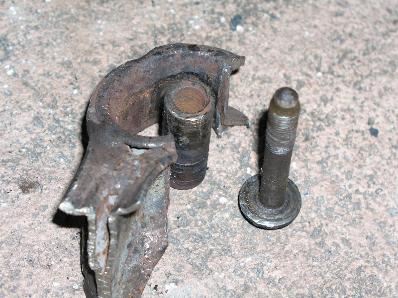 Control arm stuck, video VW Vortex Volkswagen Forum