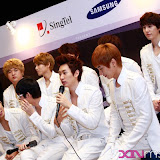 <2011@SS3 in Singapore / Cr. xinmsn / Photo by Running Into The Sun >