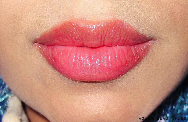 Eyeko strawberry fat balm and Lipgloss in Primerose Hill Eyeko strawberry fat balm and Lipgloss in Primerose Hill