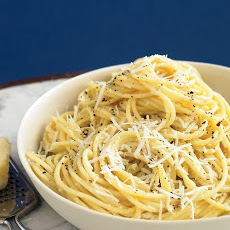 Spaghetti with Pecorino and Black Pepper