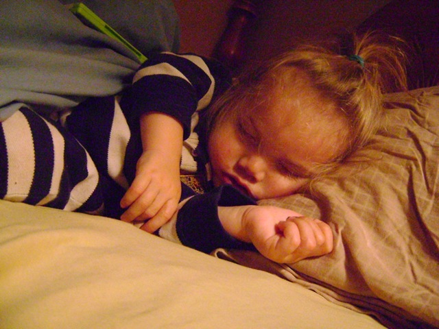 [sleeping 002[2].jpg]