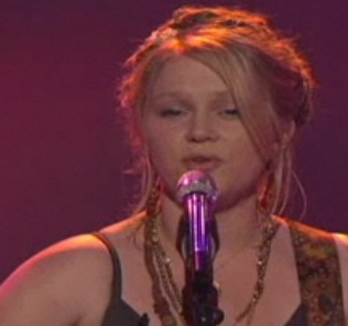 [Crystal Bowersox Bobby McGee American Idol Top 11 March 23[3].png]