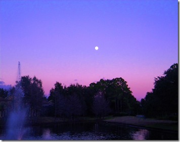 walking in sunset and moon 017