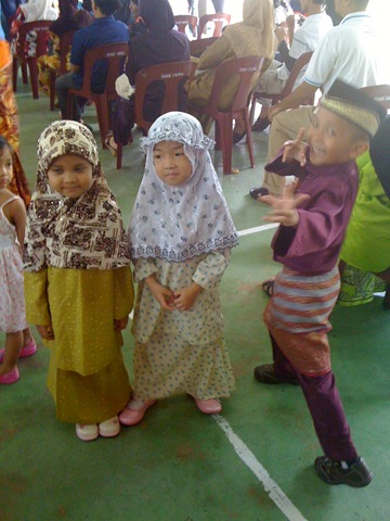 [bakat iman readers 008[2].jpg]