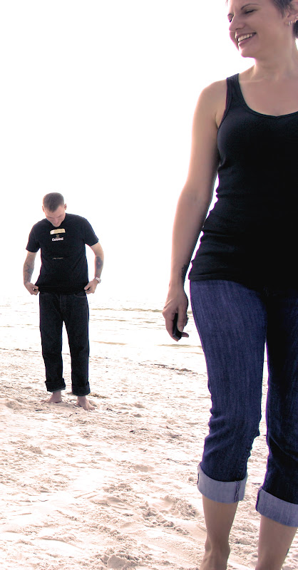 IMAGE: http://lh3.ggpht.com/_inmLrW6E6Gk/TSu9pNTLJMI/AAAAAAAABmI/gpbpAmq8FTo/s800/2010_11_26_097%20Ec2.jpg