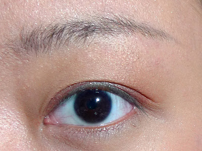 momo藥妝眼影貼