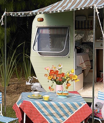 [J6v0MLmQWqooxx4j9GpC32wco1_400itsmar[2].jpg]