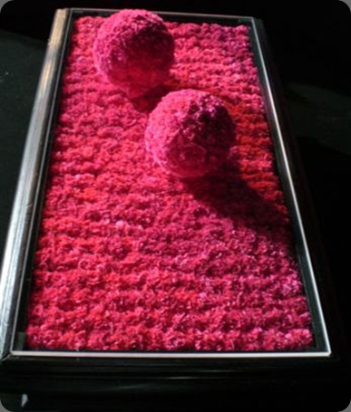 Rouge-Pink-Carnation-Tablerobbie honey