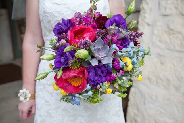 [aljurf_wedding_0397rosehipfloral5.jpg]