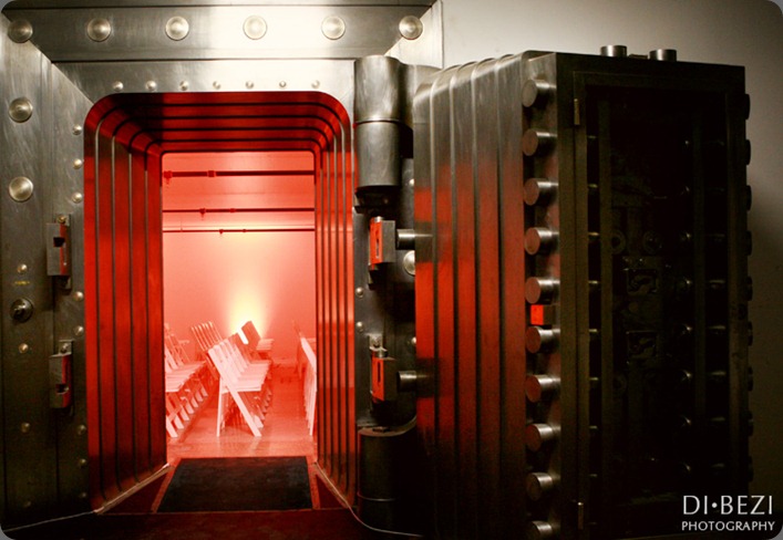 ACFB564 DI Bezi Photo ceremony in bank vault ACFB564 DI Bezi Photo ceremony in bank vault