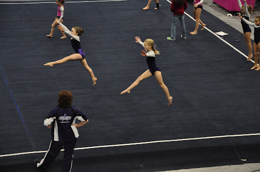 Nice toe pointing, girls.