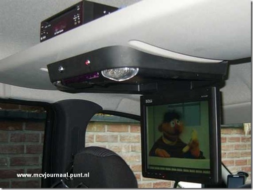 Videoscherm Dacia MCV 06