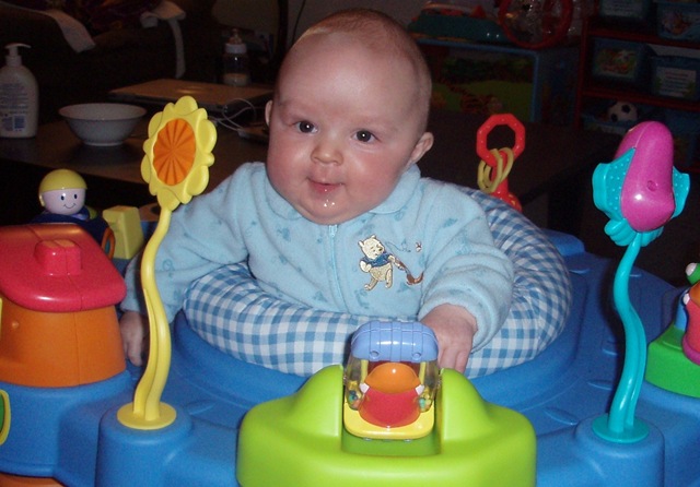 [ethan 4 months[3].jpg]
