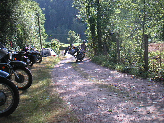 http://lh3.ggpht.com/_jM9mqFAG2aw/TEM3cRoiinI/AAAAAAAAATM/XakegeYAR5A/s640/PICT3461.JPG