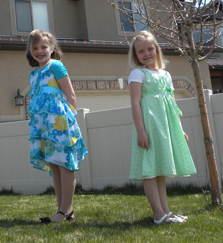 [Hannah and Libby[5].jpg]