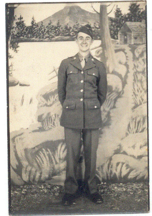 [Grandpa in Uniform[3].jpg]