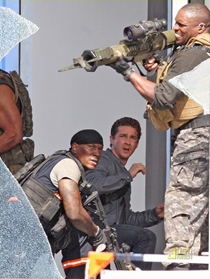 ภาพ Shia, Tyrese, Rosie ใน Transformers3 ภาพ Shia, Tyrese, Rosie ใน Transformers3